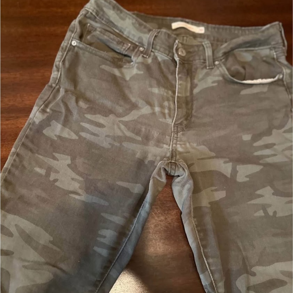 Camouflage Levi’s